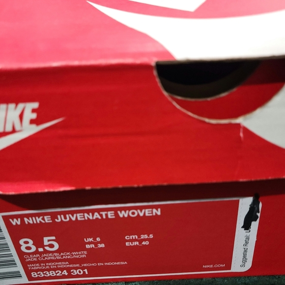 525. Nike Juvenate women's sneakers - Picture 6 of 6